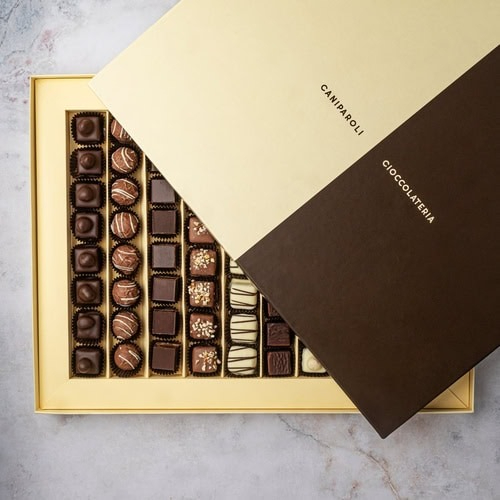 Pack of 80 mixed pralines